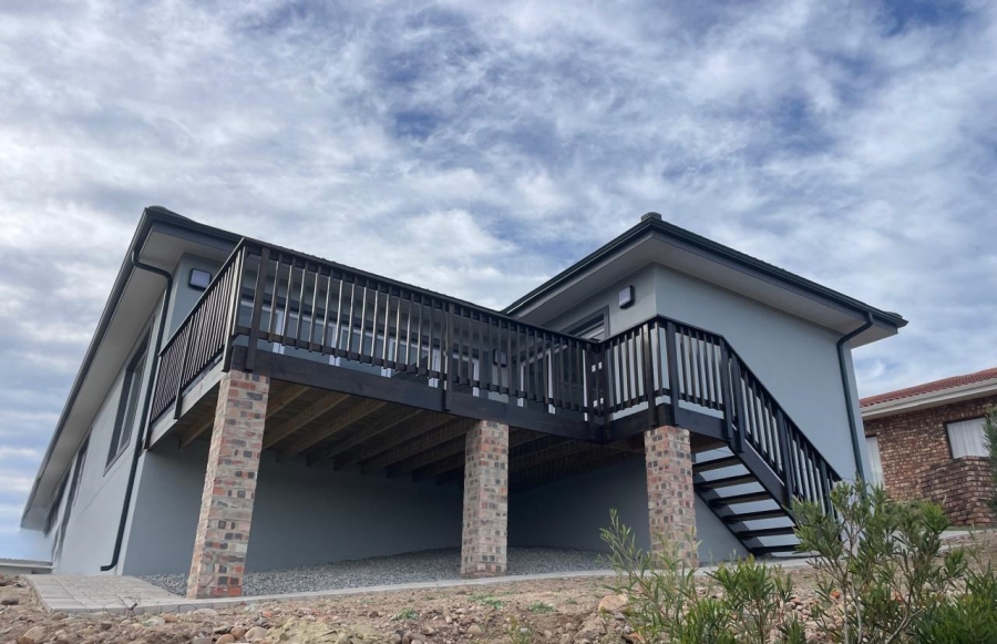 3 Bedroom Property for Sale in Seemeeu Park Western Cape
